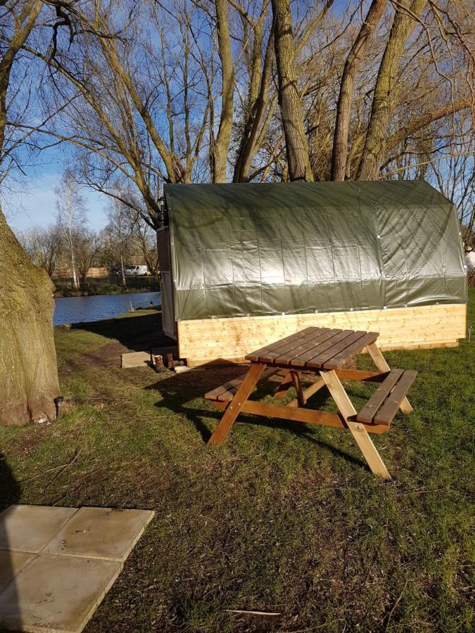 Hotel Rum Bridge "Patsy'S" Family Glamping Pod Clare Exterior foto